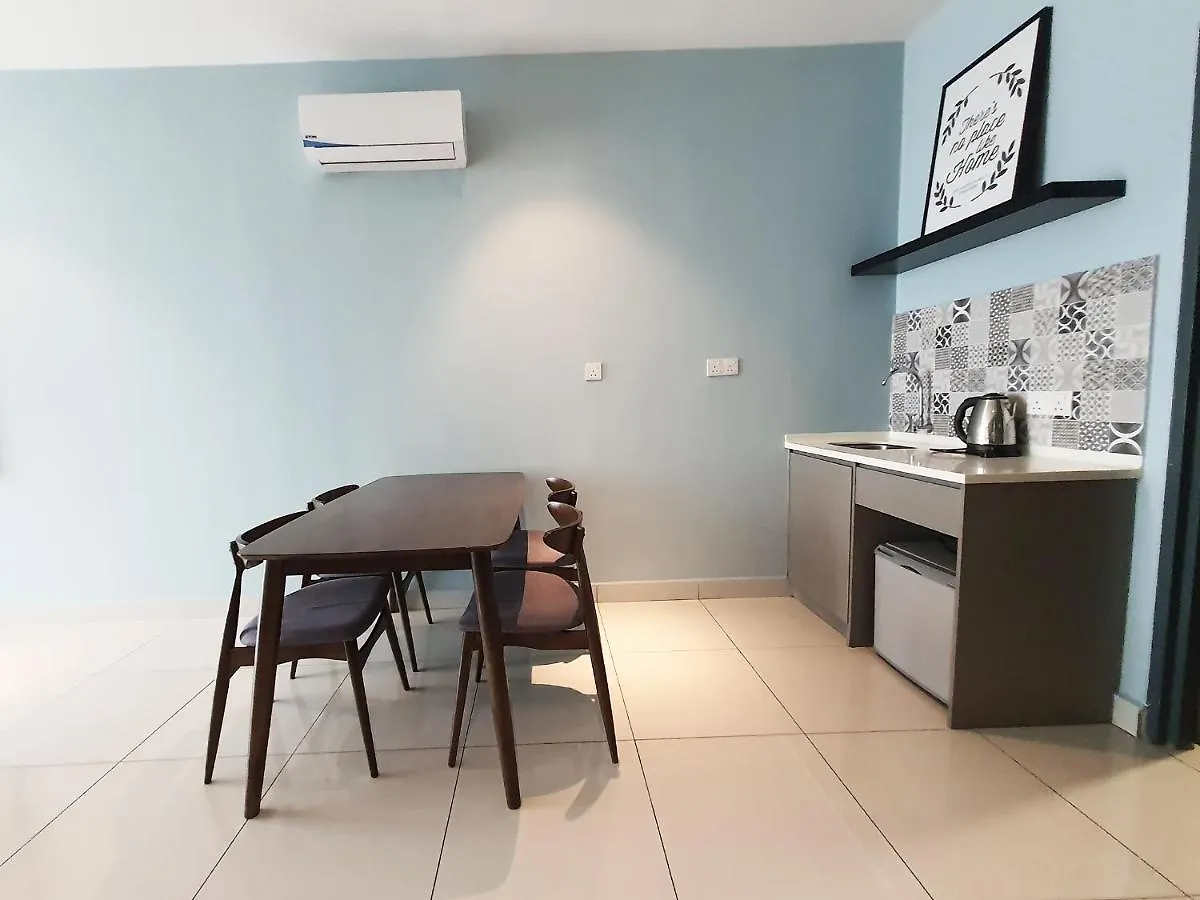 Apartment Pj Atria Sofo By Skylimit Suites Petaling Jaya
