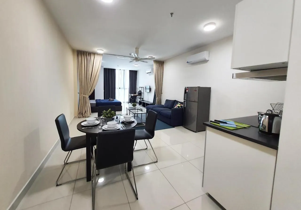 Apartment Pj Atria Sofo By Skylimit Suites Petaling Jaya